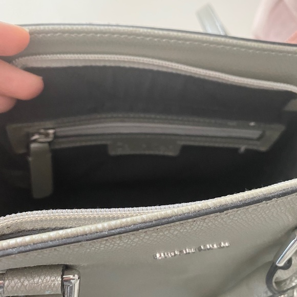 Calvin Klein cross body purse - Picture 2 of 4